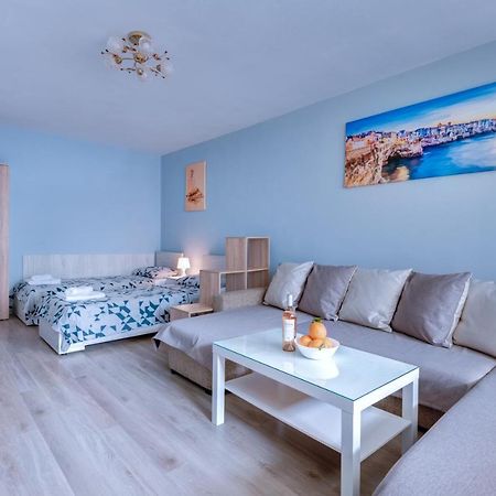 Daisy - 3 Room And Kitchen Apartment In Lazur Бургас Экстерьер фото
